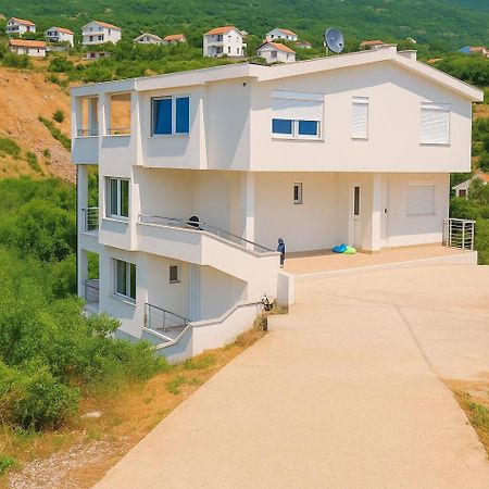 Apartments Lejla Dobra Voda Exterior foto